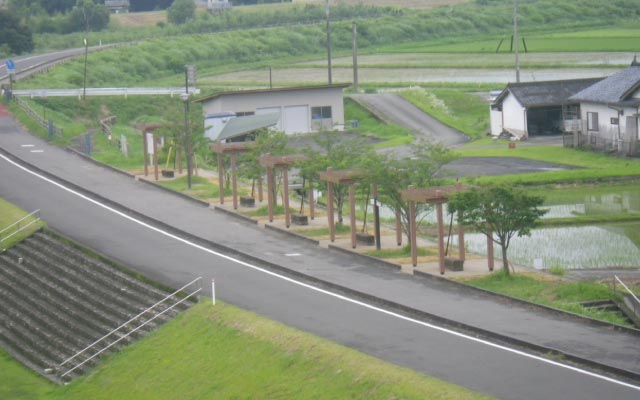 湯前人吉自転車道線単県沿道環境整備(藤棚)その2工事