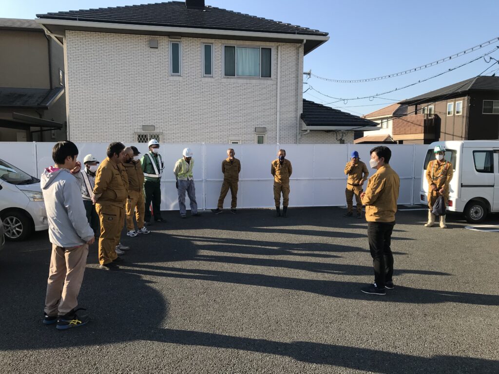 南区の道路のボランティア活動を行いました。
