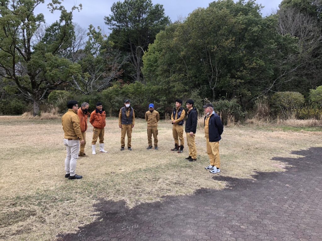 富合町雁回公園のボランティア活動を行いました。