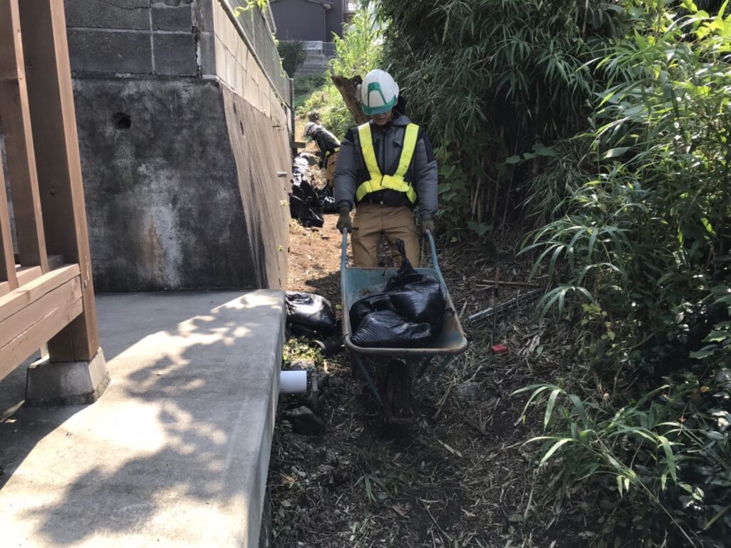 土のうを設置しました